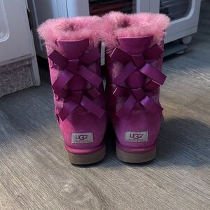 UGG Magenta Purple Bailey Bow Boots Womens 8